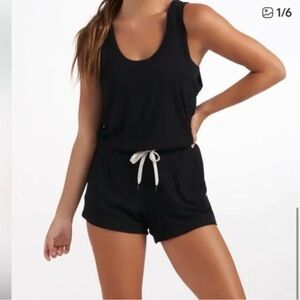 Vuori Torrey Black Romper